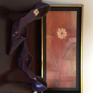 Bakers deep purple heels